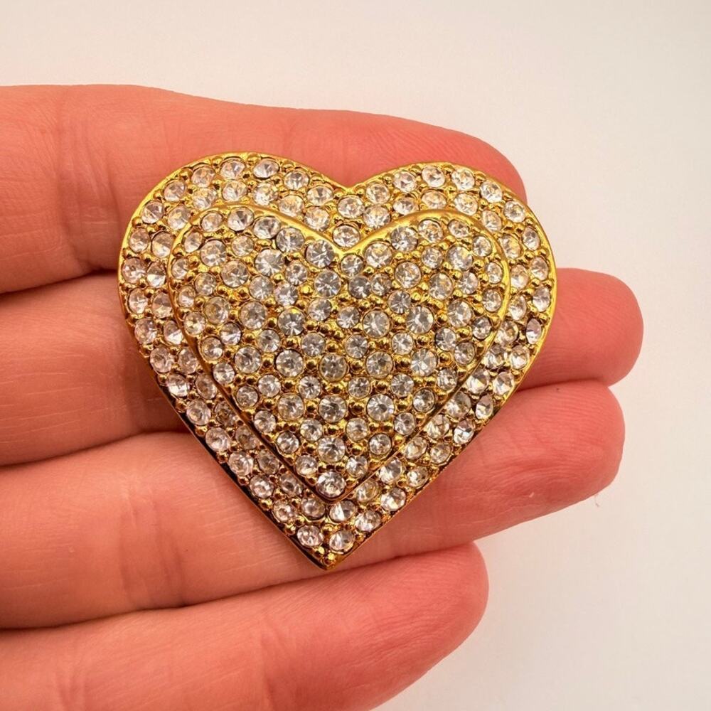 Joan Rivers Vintage Gold Tone Pave Crystal Heart Brooch Pin Statement Jewelry